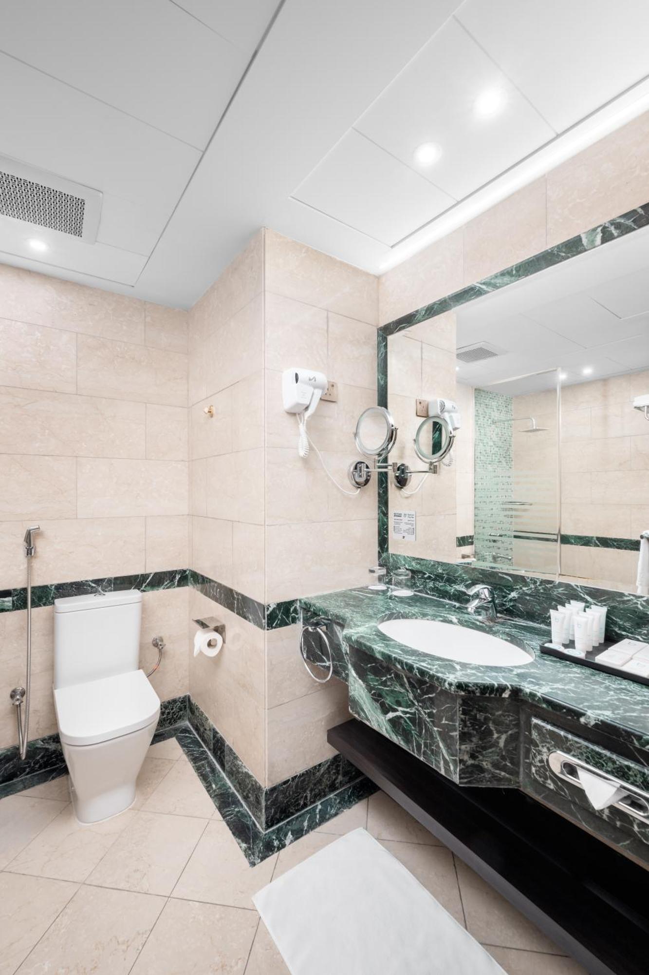 Al Haram Hotel - Al Rawda Medina Exterior foto Bathroom